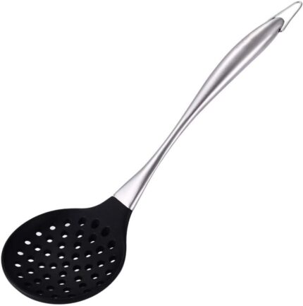 A modern Honglida silicone wok skimmer with a black head and stainless steel handle, resting in a nonstick pan.